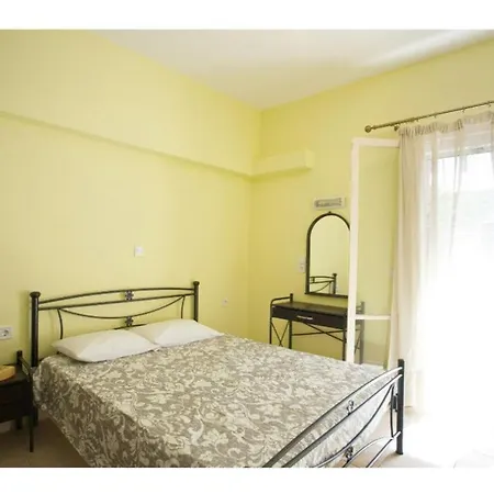 Νtinas House A Casa vacanze Tsoukaládhes